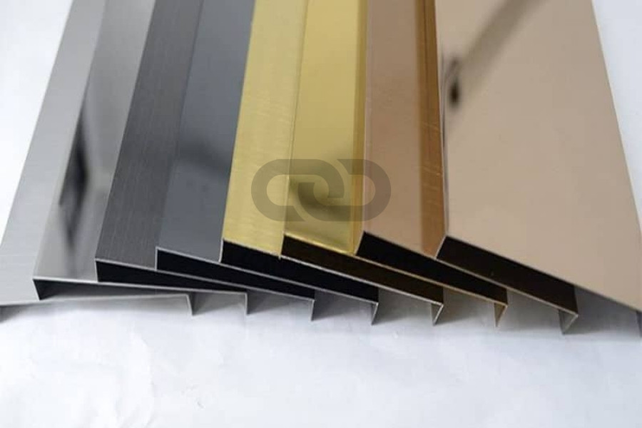 Giải Pháp Len Chân Tường Bản Rộng Hiện Đại và Bền Bỉ