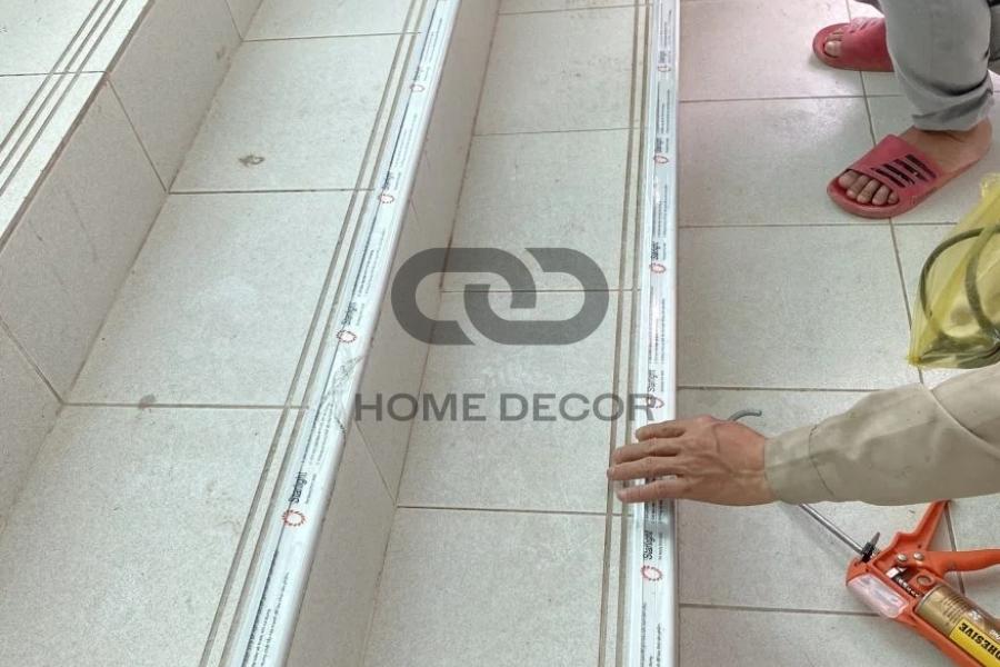 Khám Phá Thế Giới Vật Liệu và Các Dòng Nẹp Chống Trượt Phổ Biến Từ Nepnhomdecors