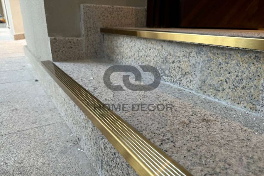 Nâng Cao Tính Thẩm Mỹ Cầu Thang Và Không Gian Chung